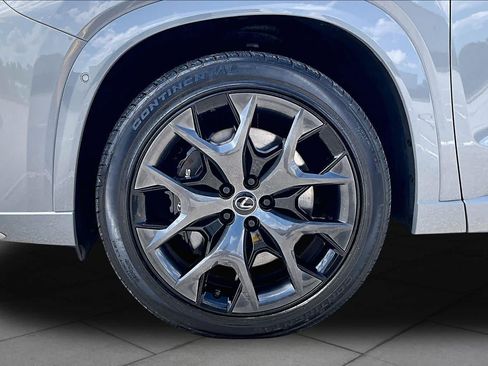 Used 2024 Lexus TX 500h AWD w/ Technology Package image 11