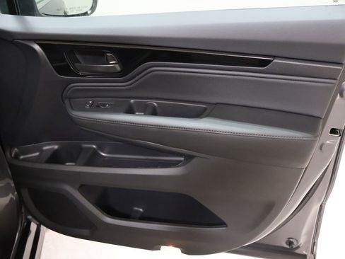 New 2026 Honda Odyssey Touring image 19