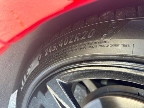 Used 2019 Chevrolet Camaro LT RWD image 28