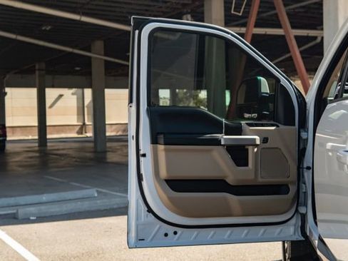 Used 2020 Ford F250 Lariat w/ Lariat Value Package image 15