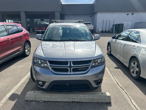 Used 2018 Dodge Journey GT w/ Driver Convenience Group image 1
