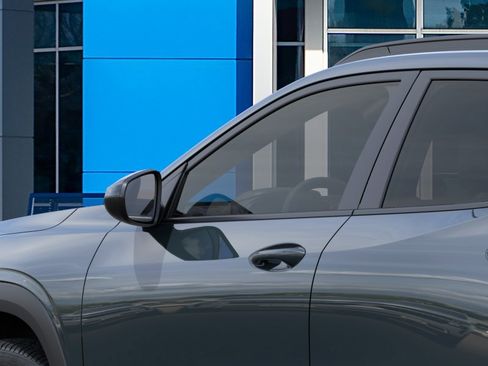 New 2026 Chevrolet Trax LT FWD image 36