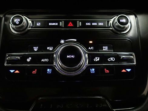Used 2022 Lincoln Corsair Reserve w/ Equipment Group 201A image 11