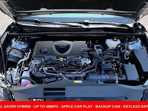 Used 2025 Toyota Camry SE FWD image 28