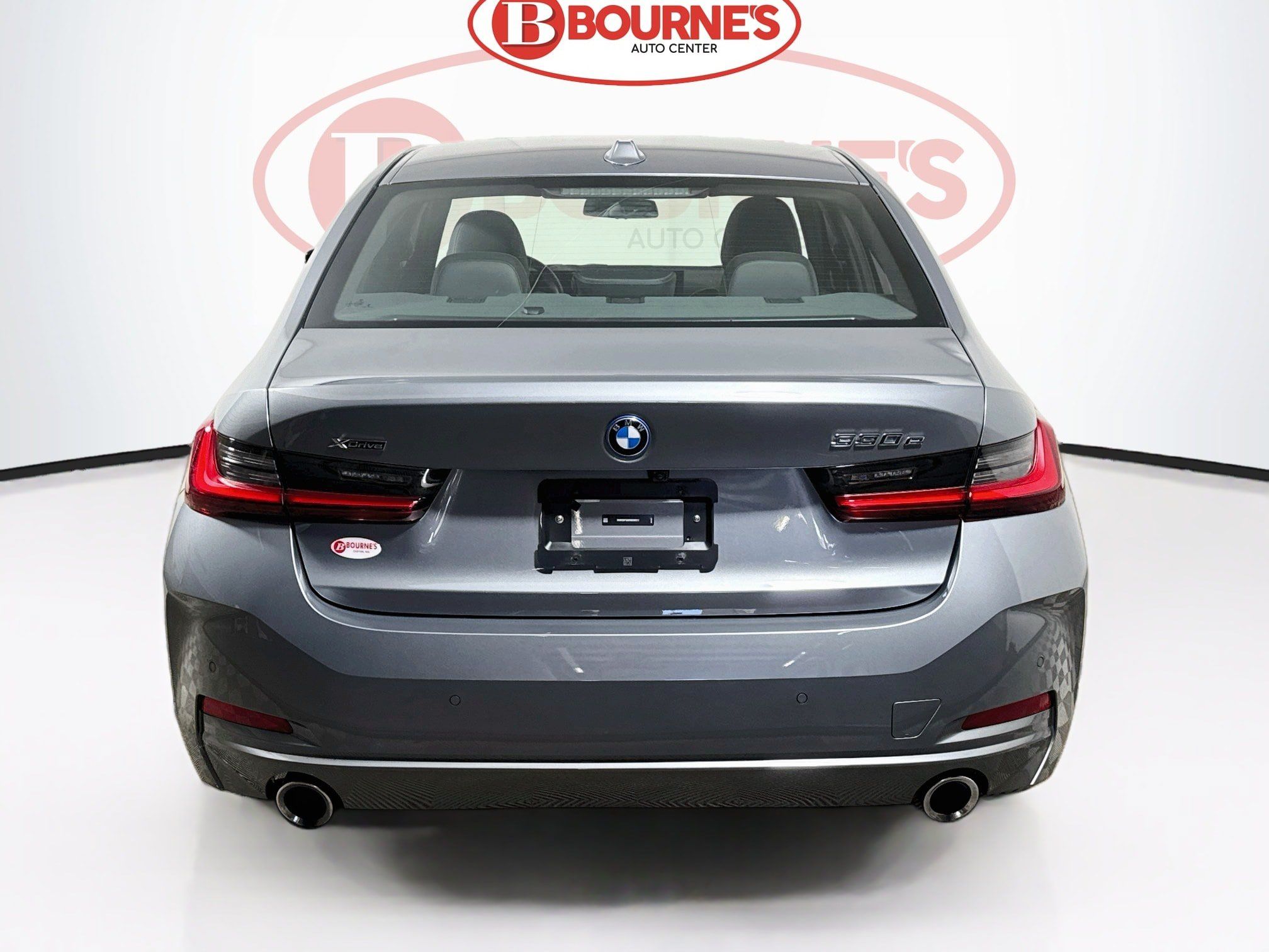 Used 2024 BMW 330e xDrive w/ Premium Package AWD/4WD image 9