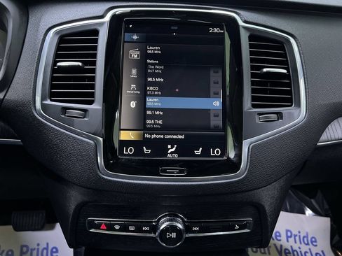 Used 2020 Volvo XC90 T6 Momentum w/ Protection Package Premier AWD/4WD image 21