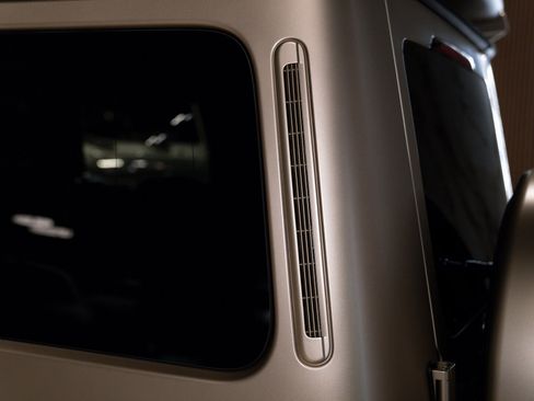 Used 2025 Mercedes-Benz G 63 AMG 4MATIC image 18