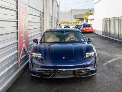 Used 2020 Porsche Taycan Turbo S image 35