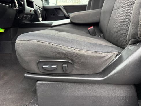 Used 2013 Nissan Titan PRO-4X image 19