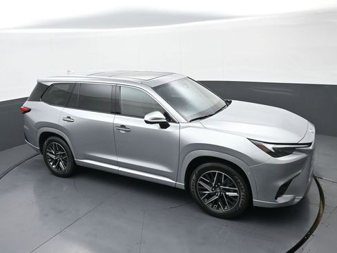 Used 2025 Lexus TX 350 AWD w/ Technology Package image 30