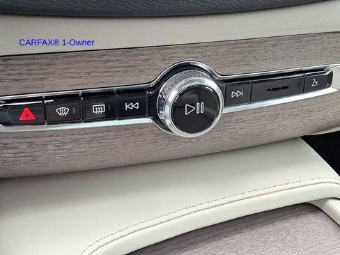 Certified 2023 Volvo XC90 B6 Plus AWD/4WD image 20