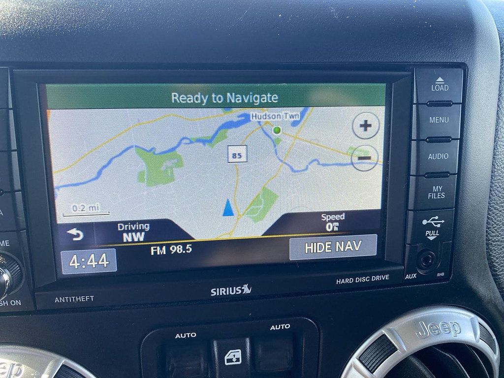 Used 2017 Jeep Wrangler Unlimited Sahara w/ Connectivity Group AWD/4WD image 48