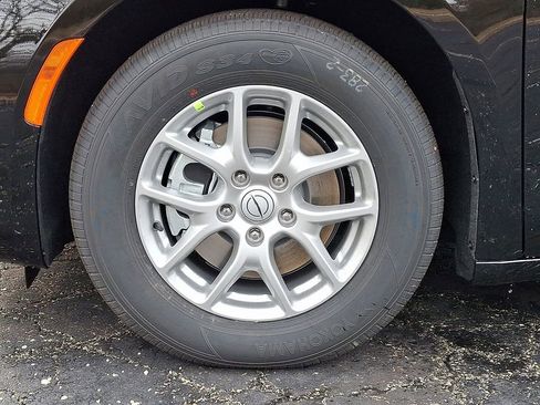 New 2026 Chrysler Pacifica Select image 5