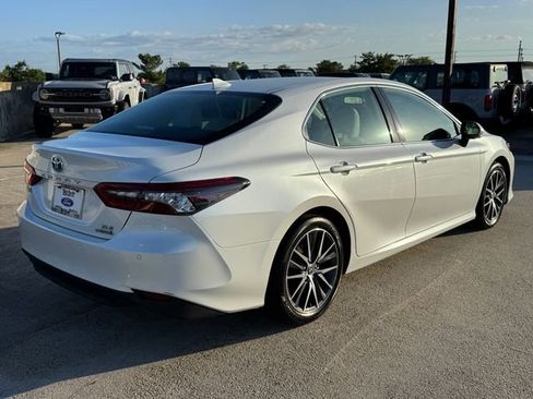 Used 2023 Toyota Camry XLE w/ Navigation Package FWD image 8