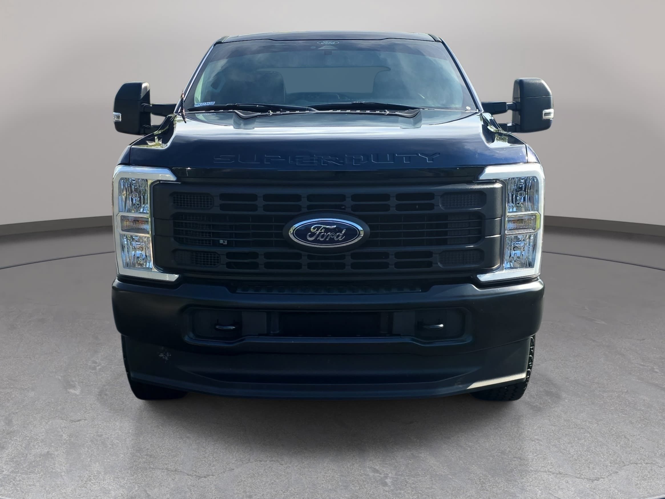 Used 2024 Ford F250 XL AWD/4WD image 2
