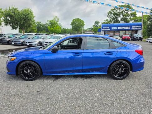 Used 2024 Honda Civic Sport image 2