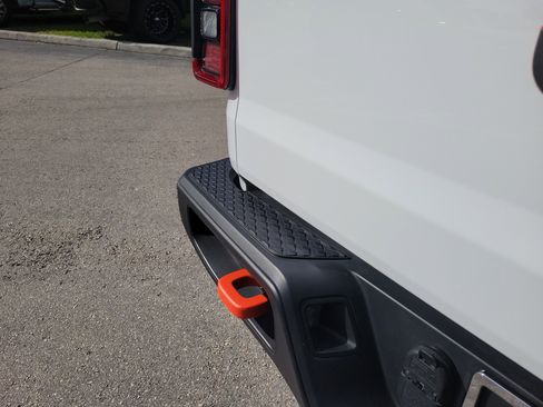 Used 2022 Jeep Gladiator Mojave w/ LED Lighting Group AWD/4WD image 28
