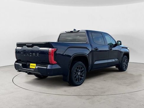 Used 2024 Toyota Tundra Platinum AWD/4WD image 5
