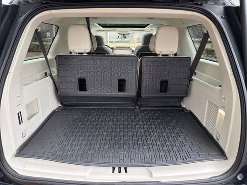 Used 2022 Lincoln Navigator L Black Label image 23