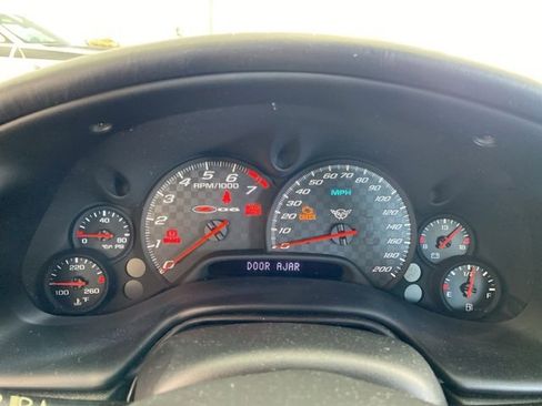 Used 2002 Chevrolet Corvette Z06 w/ Memory Pkg image 16