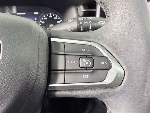 Used 2023 Jeep Compass Latitude w/ Sun and Sound Group image 12