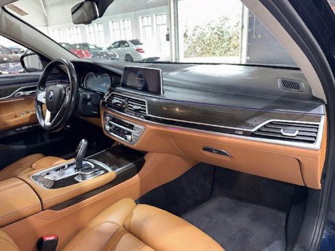 Used 2016 BMW 750i xDrive xDrive Executive Pkg 2 $107K M image 69