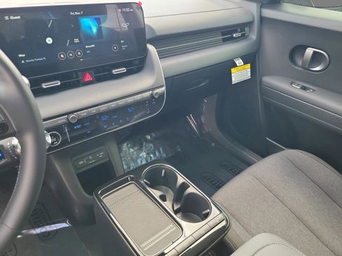 New 2026 Hyundai Ioniq 5 SE image 34