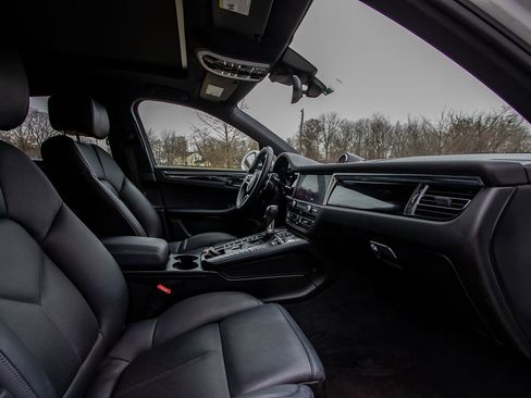 Used 2019 Porsche Macan image 17
