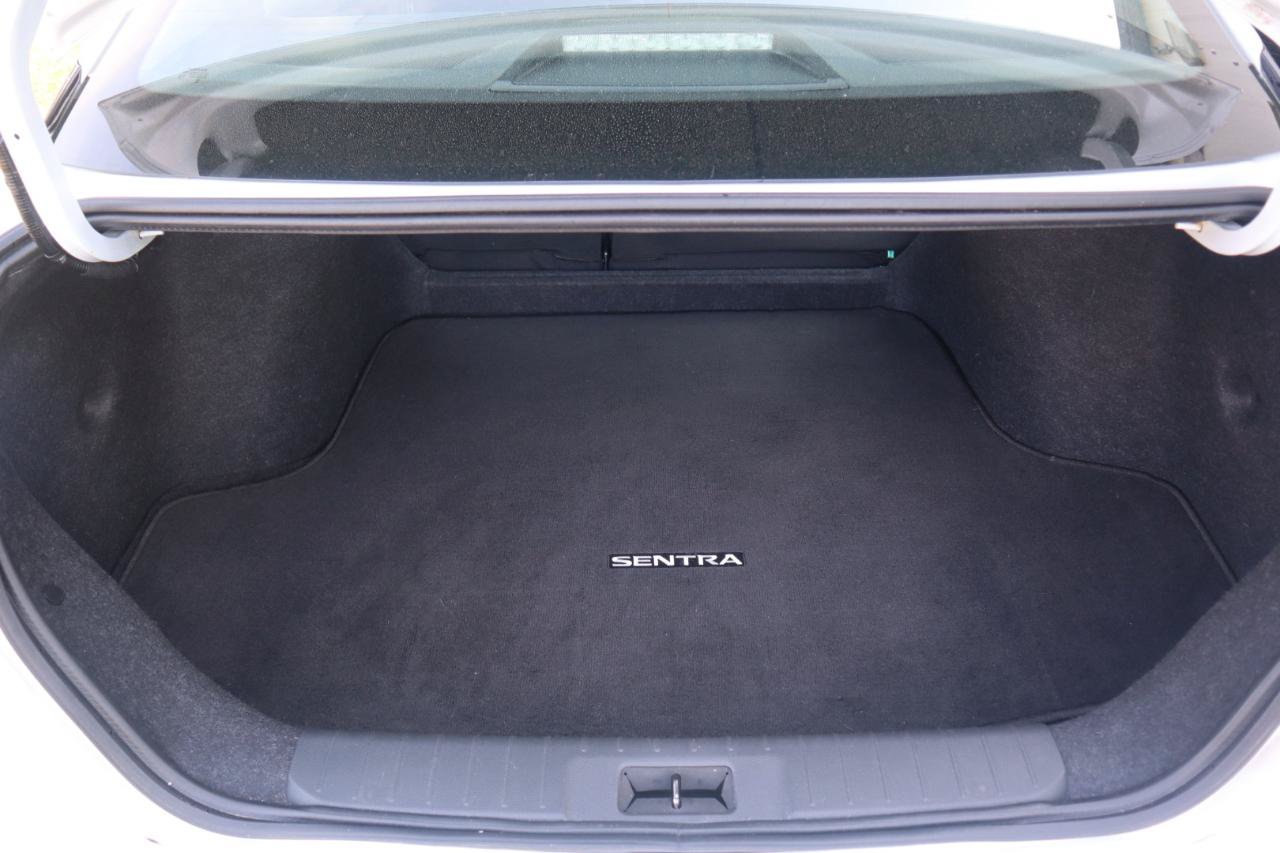 Used 2023 Nissan Sentra SV FWD image 45