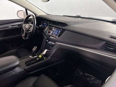 Used 2019 Cadillac XT5 Luxury image 28