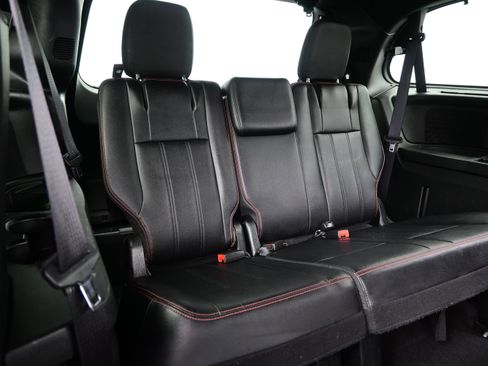 Used 2017 Dodge Grand Caravan GT FWD image 17