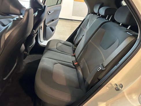 Used 2026 Kia Niro LX FWD image 24
