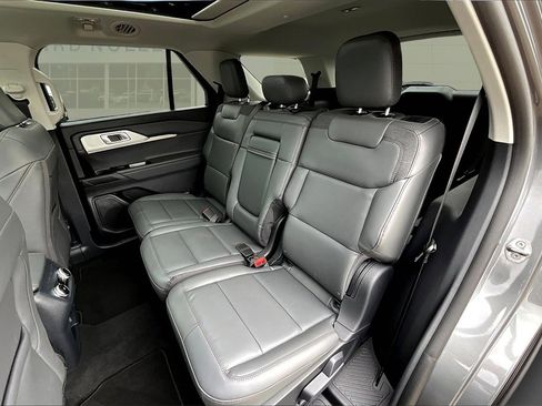 New 2025 Ford Explorer Active w/ Active Comfort Package image 27