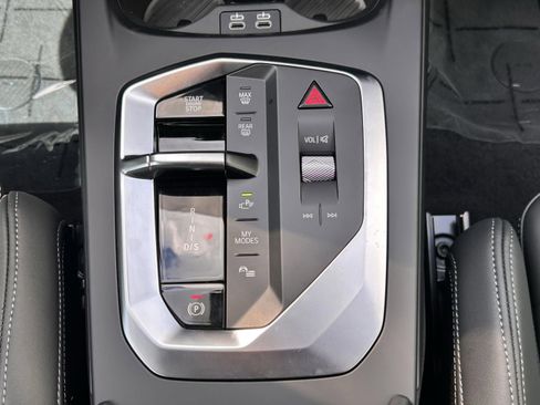 Used 2025 BMW M235i xDrive w/ Premium Package image 19