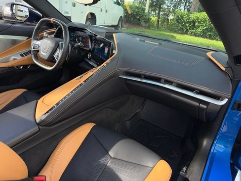 Used 2024 Chevrolet Corvette Stingray Preferred Conv w/ Z51 Performance Package RWD image 44