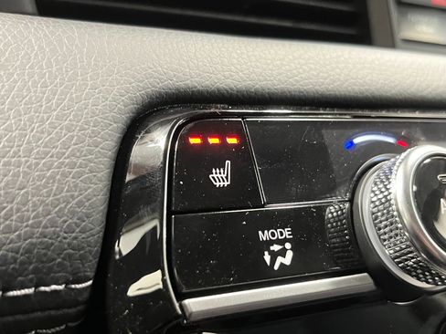 New 2025 Honda Pilot Touring image 18