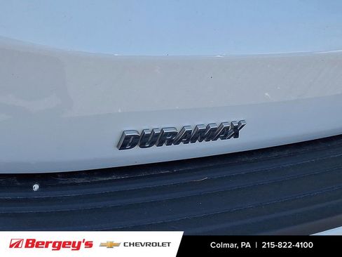 Used 2023 Chevrolet Tahoe Premier AWD/4WD image 34