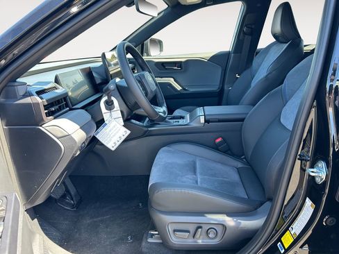 New 2026 Toyota RAV4 XSE AWD/4WD image 6