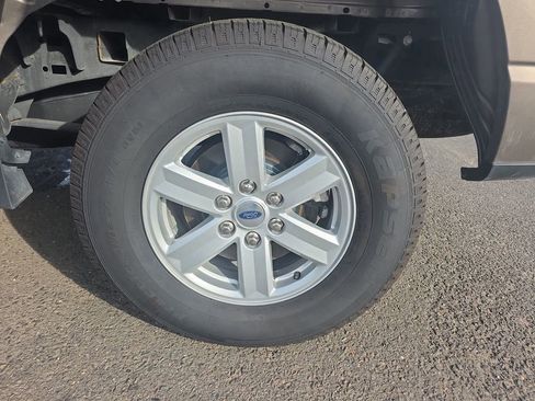 Used 2022 Ford F150 XLT image 14