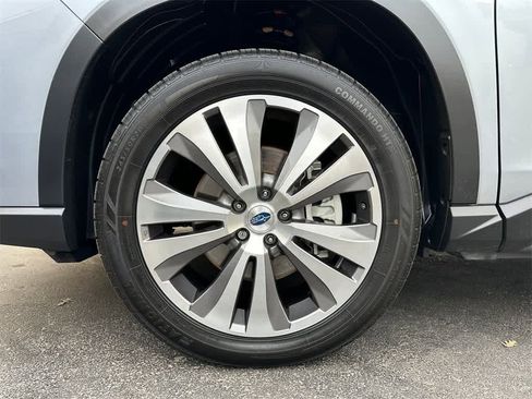 Used 2022 Subaru Ascent Limited w/ Technology Package image 8