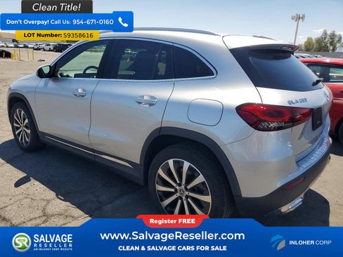 Used 2021 Mercedes-Benz GLA 250 image 3