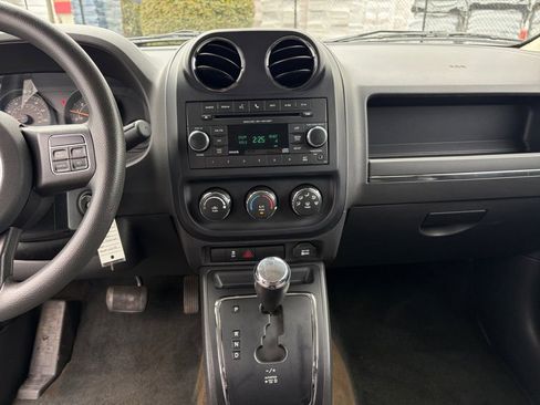 Used 2016 Jeep Patriot Sport image 13