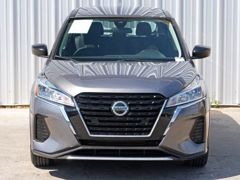 Used 2021 Nissan Kicks S image 39