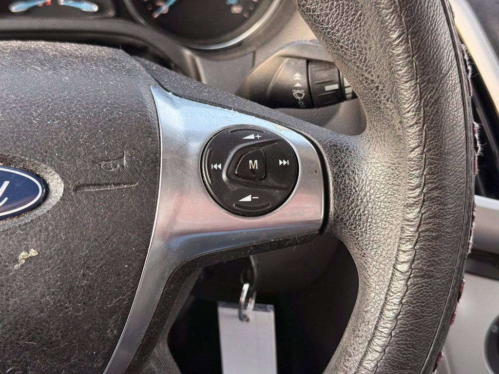 Used 2012 Ford Focus SE w/ SE Winter Pkg FWD image 18