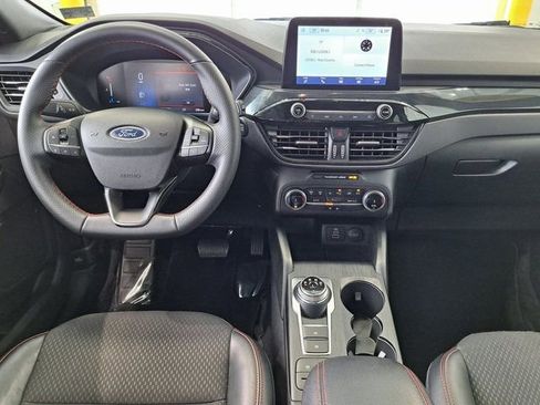 Used 2025 Ford Escape ST-Line FWD image 24