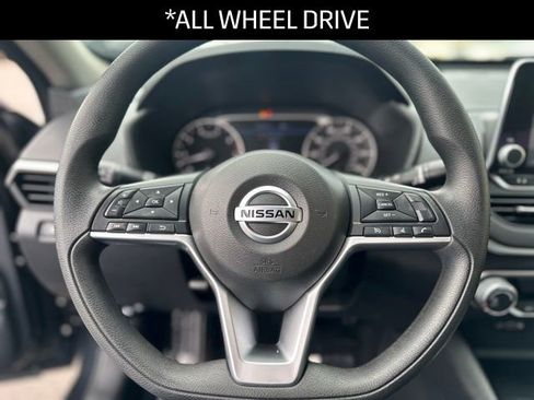 Used 2021 Nissan Altima 2.5 SV image 5