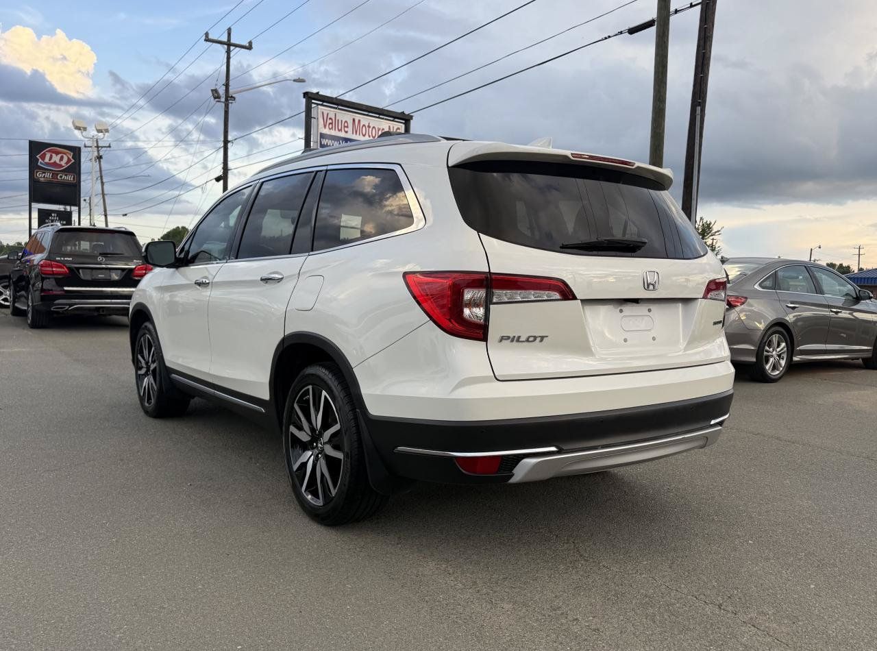 Used 2019 Honda Pilot Touring image 4