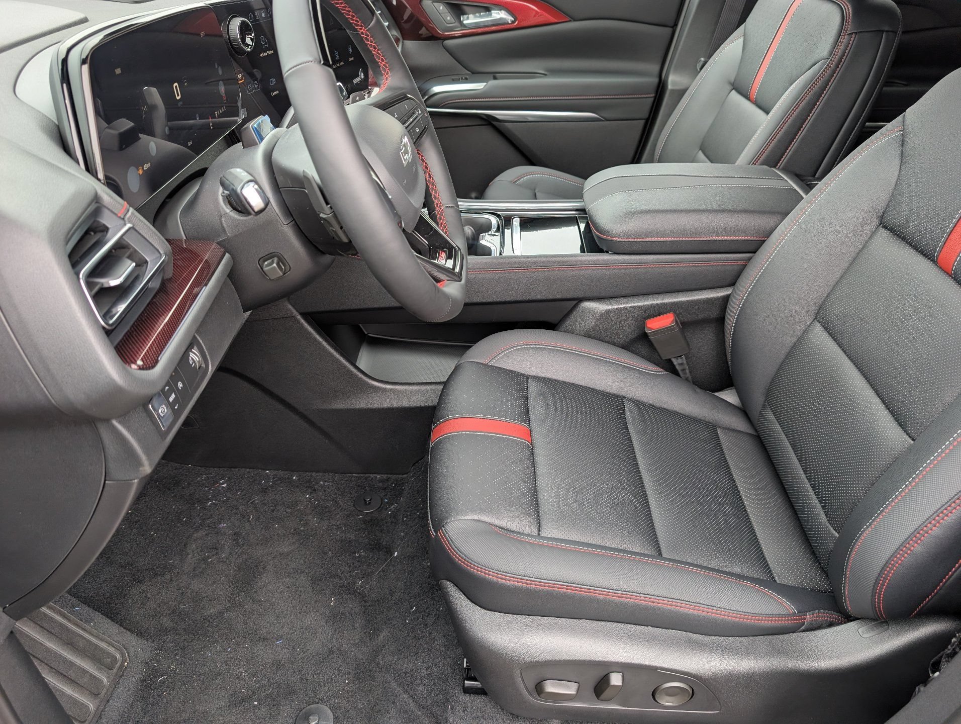 New 2026 Chevrolet Traverse RS FWD image 17