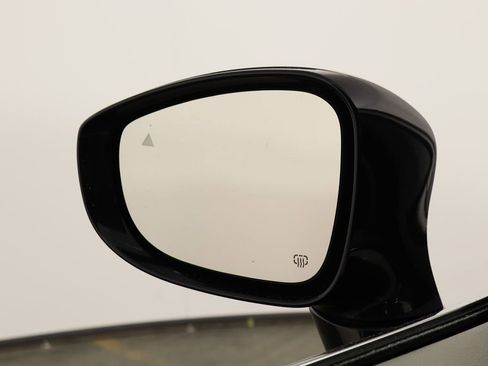 Used 2017 Chrysler Pacifica Touring-L w/ Tire & Wheel Group image 42