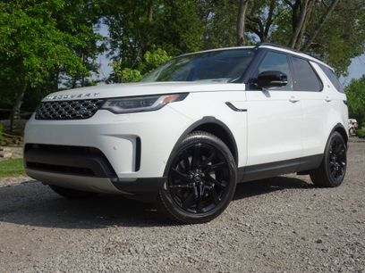 New 2025 Land Rover Discovery S
